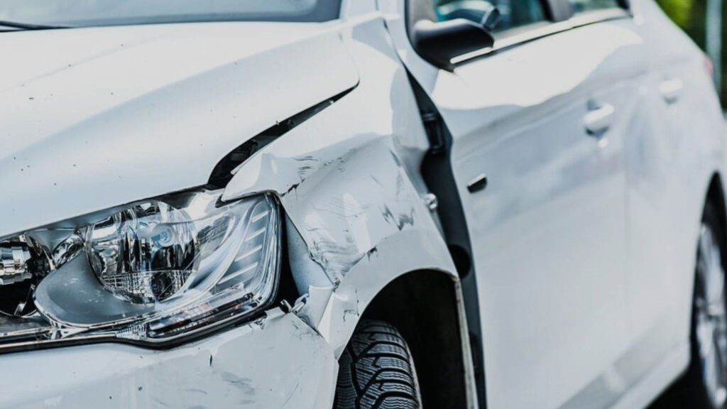 Step-by-Step Process of Getting a "Car Damage Estimate Online